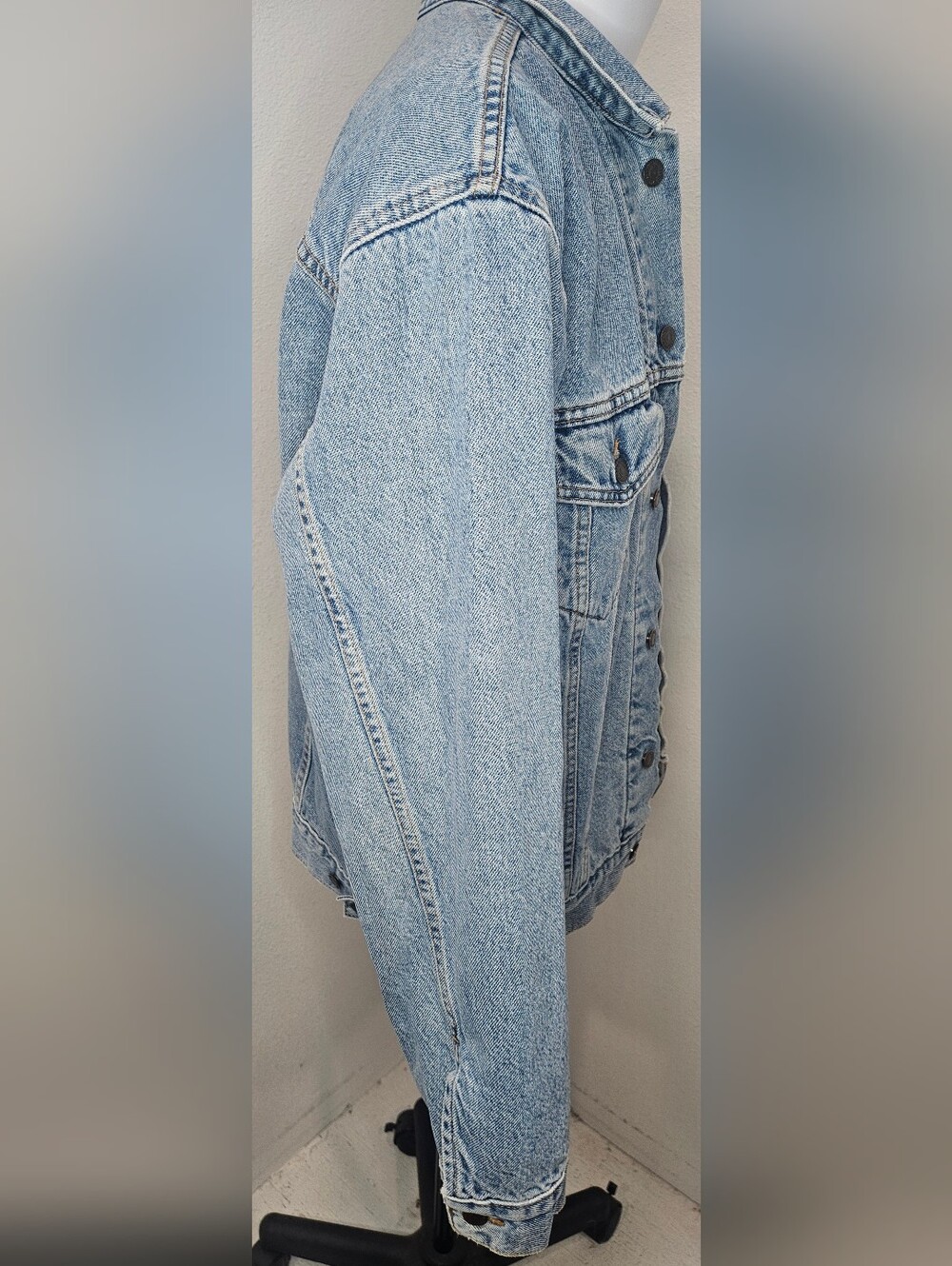 Levi's Distressed Trucker Jacket 70518 Men's Large - Picture 5 of 10
